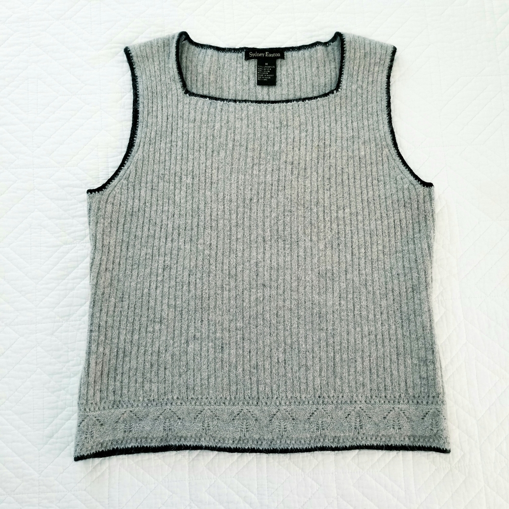 Sydney Easton Gray Lambswool Angora Ribbed Knit Sleeveless Sweater Womens M